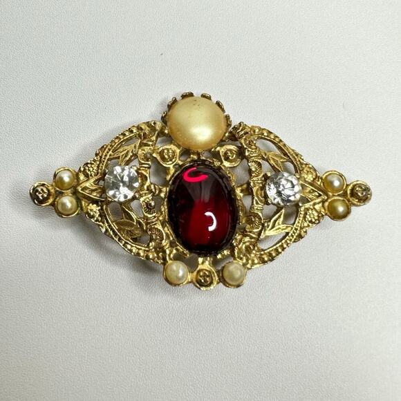 Vintage Red Gem Pearl Brooch Victorian Style Pin Gold Filigree with Crystals - Picture 2 of 7